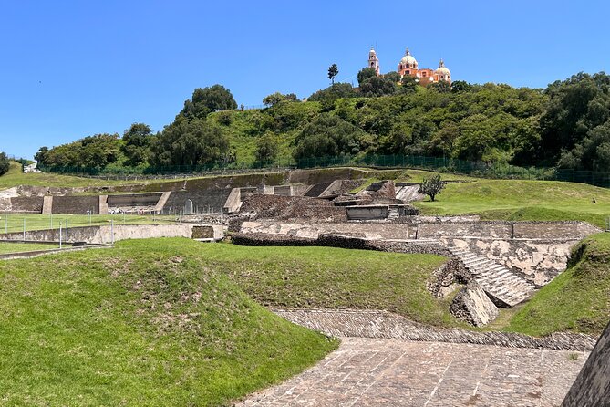 1 day in Puebla and Cholula in private tour from Mexico city - The trip into Puebla: colonial streets and quick orientation