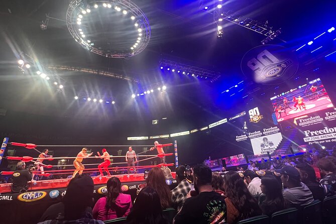 2 hours Lucha Libre Show (mexican wrestling) with transport - Lucha Libre in Mexico City: what you’re paying for