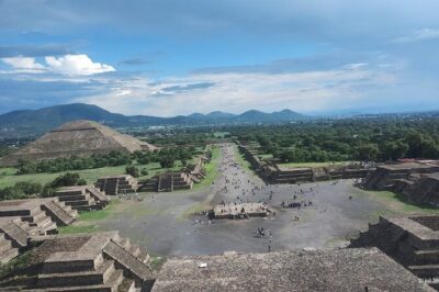 4 hours guided tour on Teotihuacan - Starting point at the Angel of Independence, and how the morning begins
