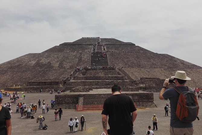 Acolman-Teotihuacán-Plaza of the Three Cultures- Craft Workshop - Guide Energy Makes the Difference (Look for That Level of Fun)
