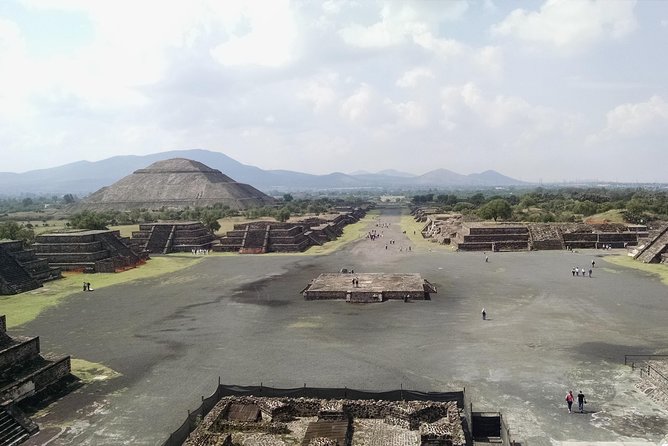Acolman-Teotihuacán-Plaza of the Three Cultures- Craft Workshop - Who This Tour Fits Best