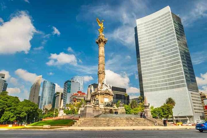 Airport Transfer: Mexico Airport MEX to Mexico by Luxury SUV - Entering Mexico City Smoothly: The Real Magic is the Meet-and-Greet