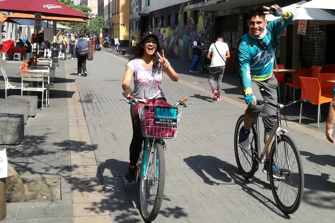 Aztec Tlan - Heritage Bike Tour CDMX - Lunch break on wheels: street food, water, and diet care