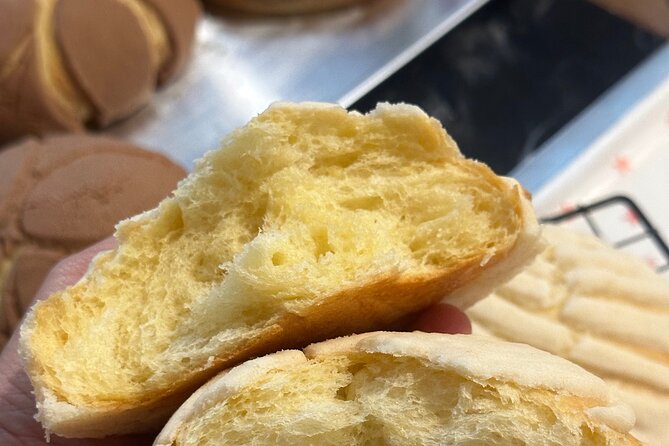 Baking Delicious Traditional Mexican Bread - Verónica’s Lesson Style: Friendly, Clear, and Built for Real Levels