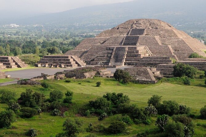 Balloon Flight over Teotihuacan All Inclusive - Lunch? Not exactly. Here’s how the included meals fit