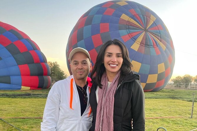 Balloon Flight with Breakfast in Natural Cave with Buffet Option - Guides and team: the human factor that makes it feel safe