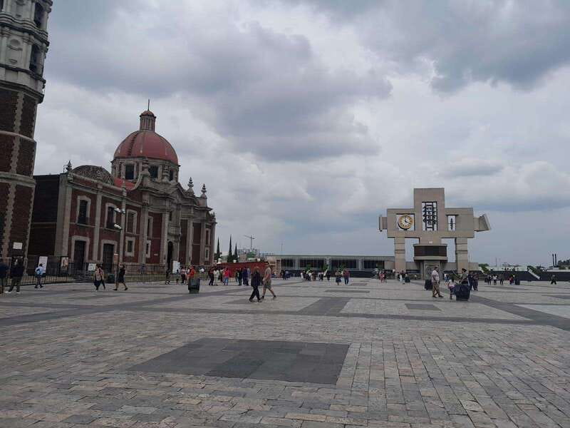 Basilica de Guadalupe: Complete Walking Tour - Basilica de Guadalupe in 2 Hours: What This Walking Tour Gets Right