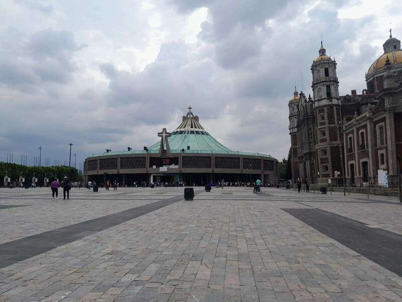 Basilica de Guadalupe: Complete Walking Tour - Tepeyac Views and Key Chapels: El Cerrito, the Ofrenda, and El Pocito
