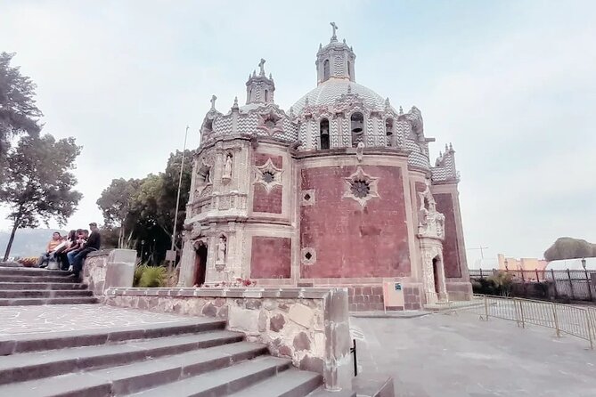 Basilica of Guadalupe. Mexico City. Walking tour - Villa Gustavo A. Madero churches, the Ofrenda, and photo-friendly stops
