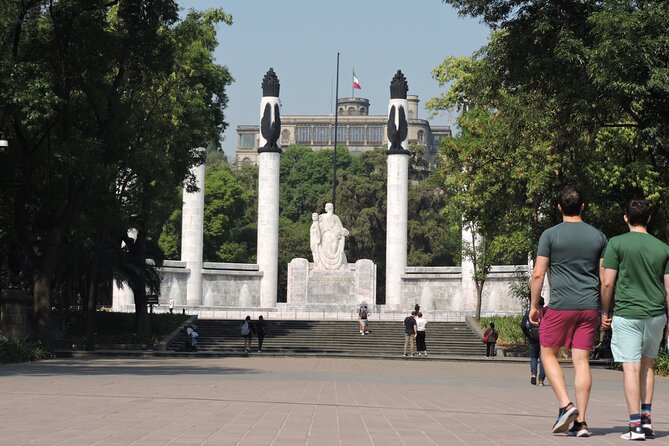 Bike tour in the Chapultepec Forest and Roma Condesa - Condesa’s Tree Canopy and Landmarks: Parque España, Audiorama, and Amsterdam