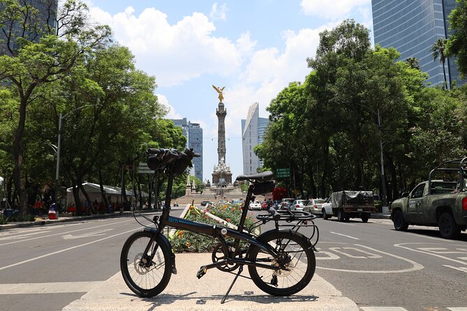 Bike Tour through Chapultepec, Reforma and the Zócalo / Mexico - Stop 1: Bosque de Chapultepec Forest Corridors, Monuments, and the Audiorama