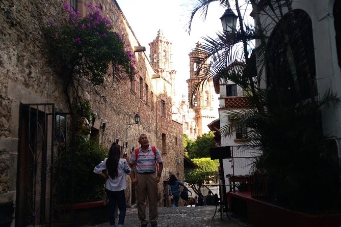 Cacahuamilpa Grotto Tour -Taxco "Ciudad de la plata¨ - The Cable Car to Cristo del Cerro Atachi (Why It’s Worth It)