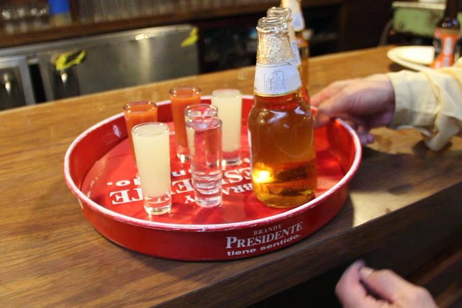 Cantinas -Traditional Mexican Bars of the Historic Center - Group size, traffic, and seating: how this tour keeps you on schedule