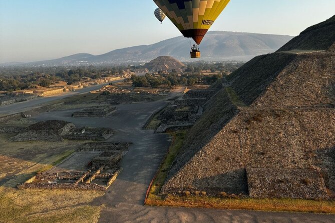 CDMX balloon flight, breakfast, pickup and visit to Teotihuacán - Teotihuacán on the ground: how to get more from your walking time