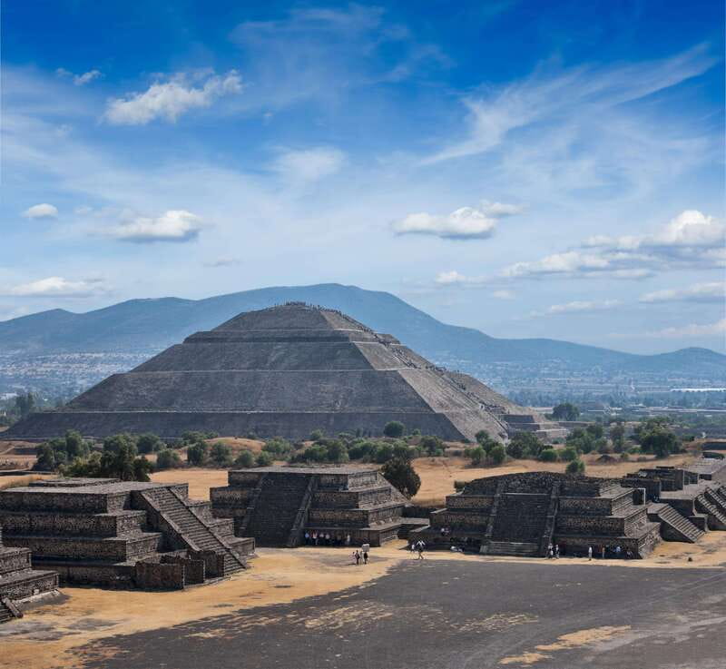 CDMX: Half-day tour of Teotihuacan - The 75-minute bus ride to Teotihuacán (and how to use it)