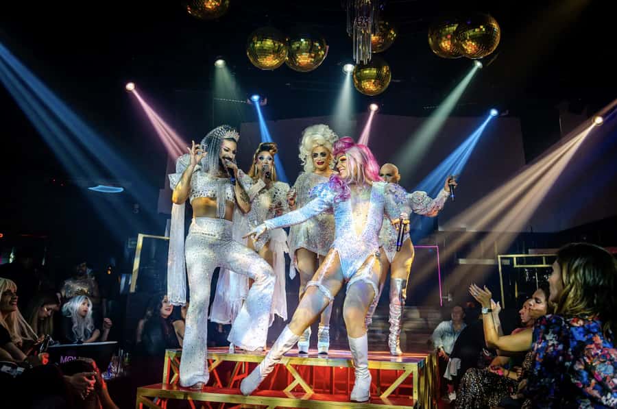 CDMX LGBT Tour: 3 Clubs + Drinks + Ride + Host - Key Things You’ll Notice Right Away