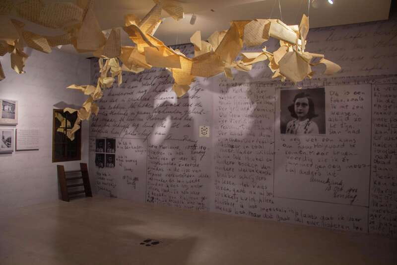 CDMX: Museum of Memory and Tolerance - Anne Frank (Entrance ticket) - The star attraction: model and replica of the Frank hideout