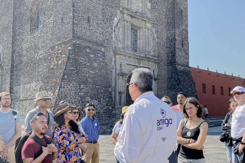 CDMX: Teotihuacan Pyramids & Guadalupe Shrine Guided Tour - Basilica of Our Lady of Guadalupe: faith you can see, architecture you can measure