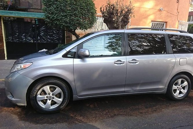 CDMX Transportation. Airport - Round trip. - Price and Value for a Private CDMX Round Trip