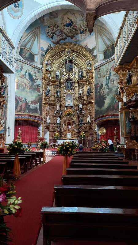 Ciudad de Mexico: Historia y vida moderna en la capital - Hospital de Jesús Nazareno: A Short Stop That Adds Depth
