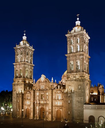 COMBO - Guadalupe Shrine & Teotihuacan Pyramids + Taxco (2 days) - Transport, group size, and timing: how the 2 days really work