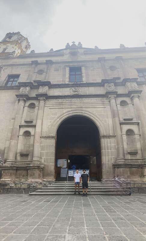 COYOACAN: FRIDA KAHLO STEPS IN COYOACAN AND SAN ANGEL CDMX - Who should book this tour (and who should skip it)