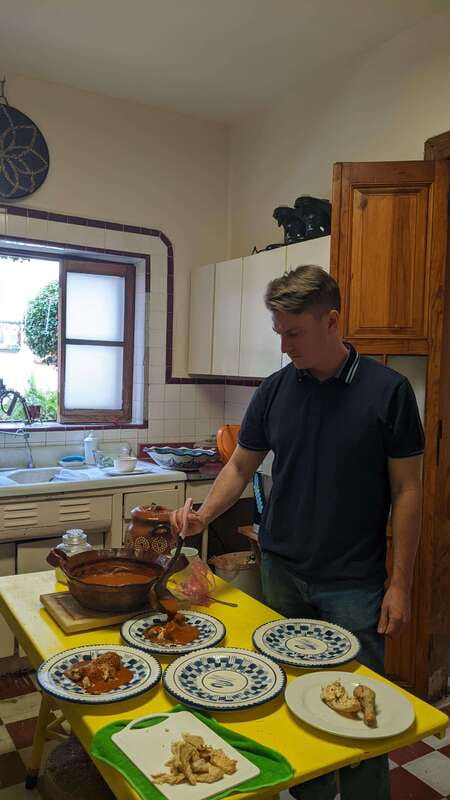 Coyocán: Market Tour and Cooking Class - Market Meet-Up at Ignacio Allende: A quick start with clear directions