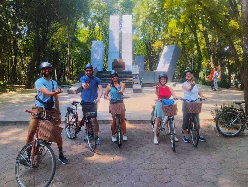Cultural Ride: Historic center & Highlights of Mexico City - Who should choose this tour, and who should skip it