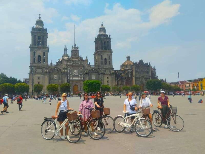 Cultural Ride: Historic center & Highlights of Mexico City - Metropolitan Cathedral to Palace of Fine Arts: icons plus context