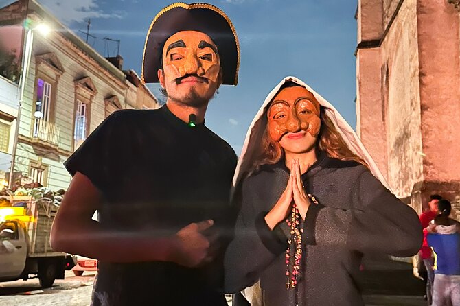 Day of the Dead, Legends & Ghosts Mystery tour - Stop 1: Hostal Amigo and the real meaning behind Day of the Dead