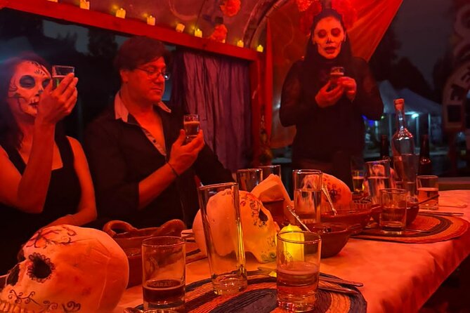 Day of the Dead Night in Xochimilco: Dinner & beer tasting - Dinner and the beer tasting: the part you should plan around