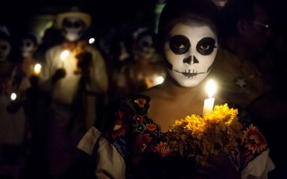 Day of the Dead Tour in San Andres Míxquic From Mexico City - Getting out of CDMX: the early start and the ride reality