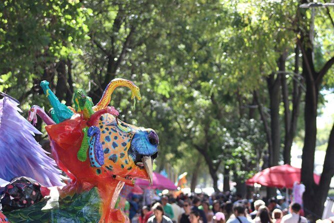Discover Reforma & Chapultepec Park: Cable Car & Ferris Wheel - Paseo de la Reforma to Chapultepec Park: a smart way to see two sides of CDMX