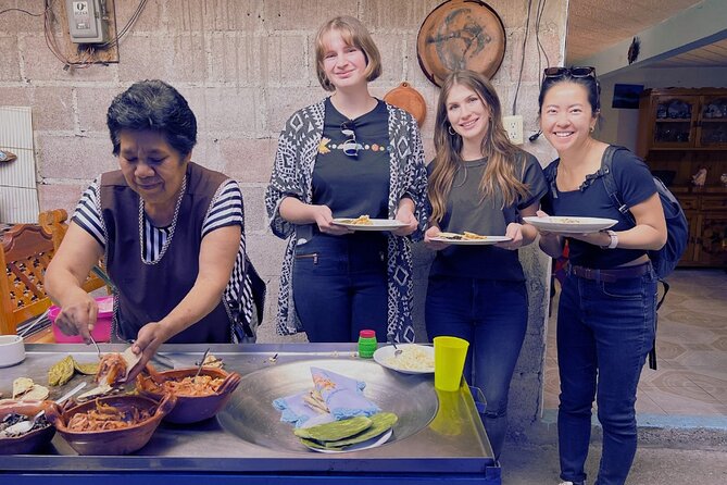Eat in a local house & access to restricted areas in Teotihuacan - Comfort on the ride, and a guide who ties past to present