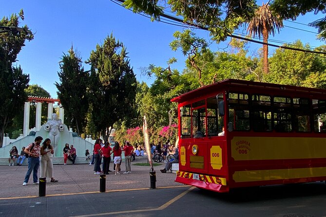 Epic Condesa and Roma Norte Walking Tour - A 4.5-hour walk that actually teaches you the city