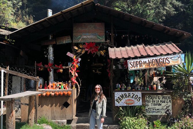 Exclusive Horseback Ride w/ Mexican Charros Family in México City - Lunch tacos in the mountains: fuel after time in the saddle