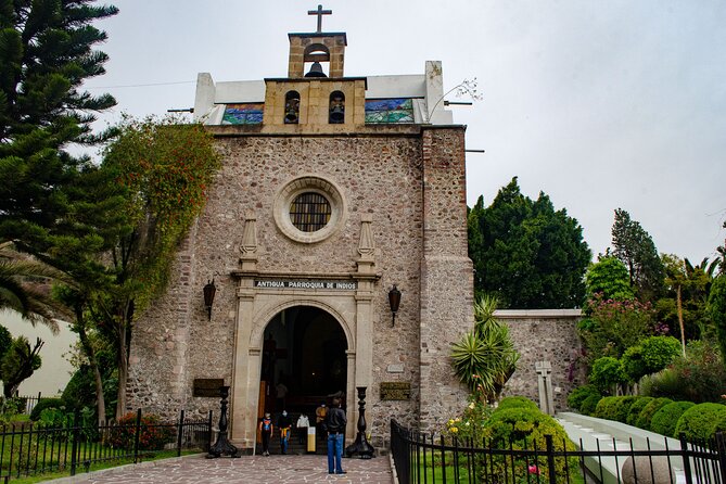 EXCLUSIVE TOUR Basilica of Guadeloupe – small groups - Pickup, round transfer, and the value of saving time