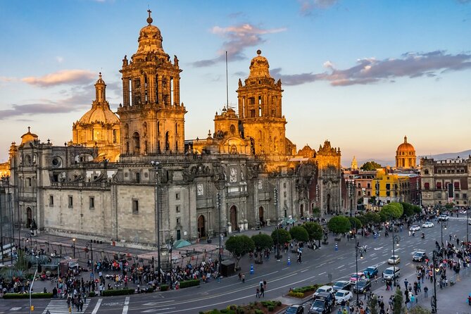 EXCLUSIVE TOUR Metropolitan Cathedral - Small Groups - The Sagrario Metropolitano: Mexico’s churrigueresque wow factor