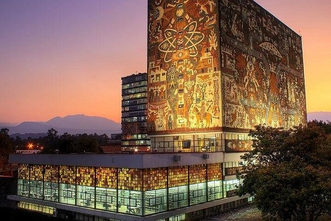 EXCLUSIVE TOUR: Murals+Ciudad Universitaria Stadium-small groups - Price and Value for a 2-Hour UNAM Experience