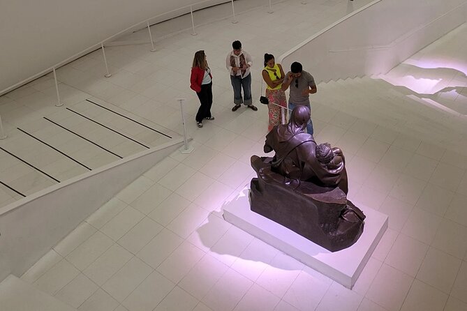 EXCLUSIVE TOUR Soumaya Museum Art and Treasures - small groups - Price and value: does $50.87 make sense?