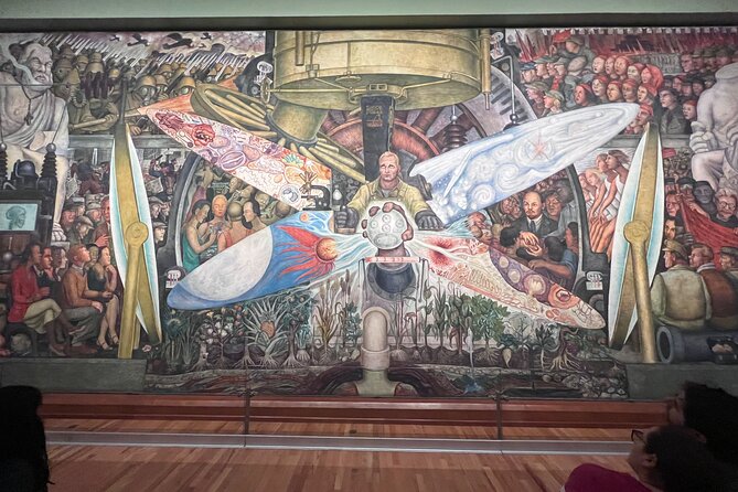 Exploring Mexican Muralism: A Journey through Bellas Artes Palace - Quick Hits Before You Go