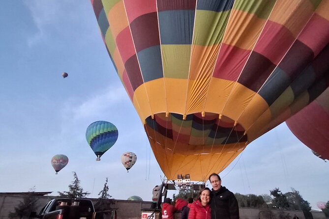 Flight in Globe, visit archaeological area, breakfast and transport - Entering Teotihuacan: the 2-hour visit that doesn’t rush you