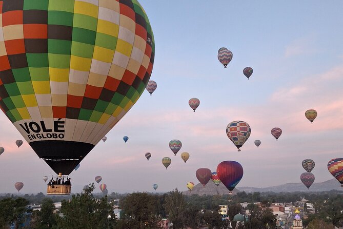 Flight in Globe, visit archaeological area, breakfast and transport - Group size, ticketing, and what’s included (and why it’s good value)