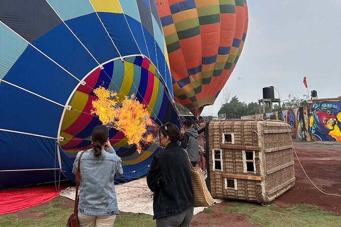 Fly by Teotihuacan Balloon / Private Transportation + Cave Breakfast - The 5:00 a.m. pickup that actually makes ballooning workable