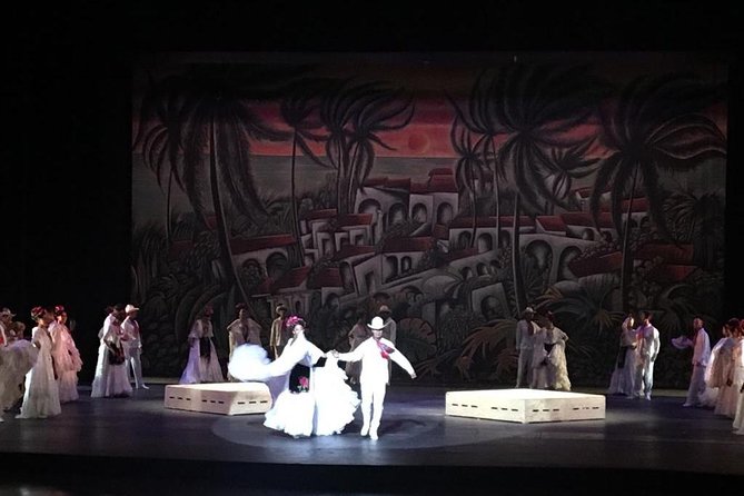 Folkloric Ballet in Mexico City - The show format: eight segments, live music, and large costume energy