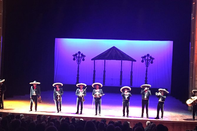 Folkloric Ballet in Mexico City - Getting there smoothly: hotel pickup, driver waits, and private transfer
