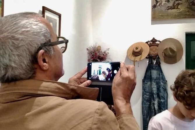 Frida Kahlo Museum, Diego Rivera Studio & Anahuacalli Museum Private Tour - Tickets, transport, and what you handle yourself