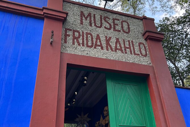 Frida Khalo Museum with Transportation and Culinary Experience - Small-Group Size and English-Friendly Planning