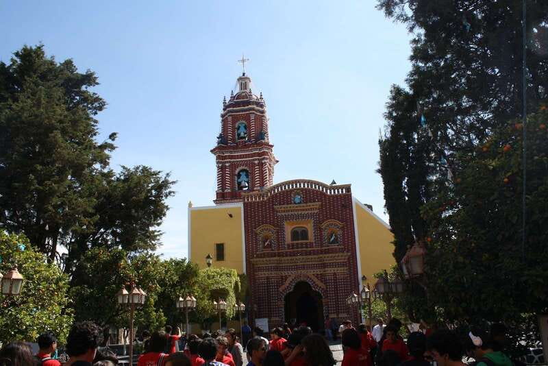 From Mexico City: Cholula Pyramid & Puebla Small Group Tour - Santa María Tonantzintla: Indigenous motifs inside a Catholic church