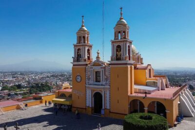 From Mexico City: Day trip to Puebla, Cholula, and Tonantzintla - Riding east: volcano panoramas you can actually plan around